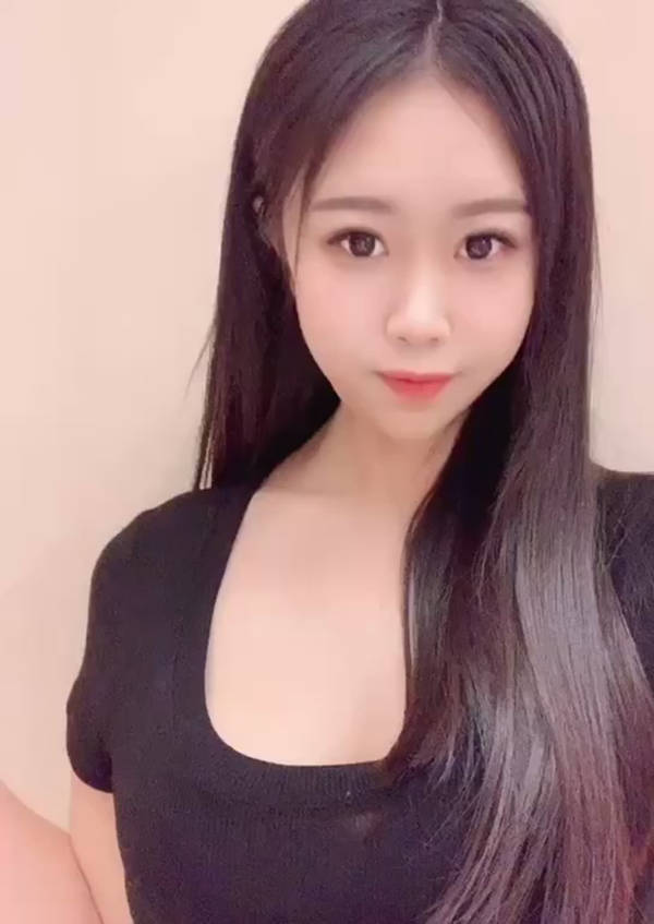 东京外围女经纪人