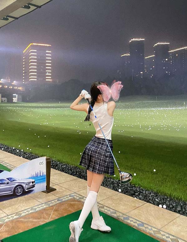 纽约伴游大学生