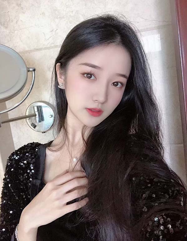新加坡高端模特经纪人