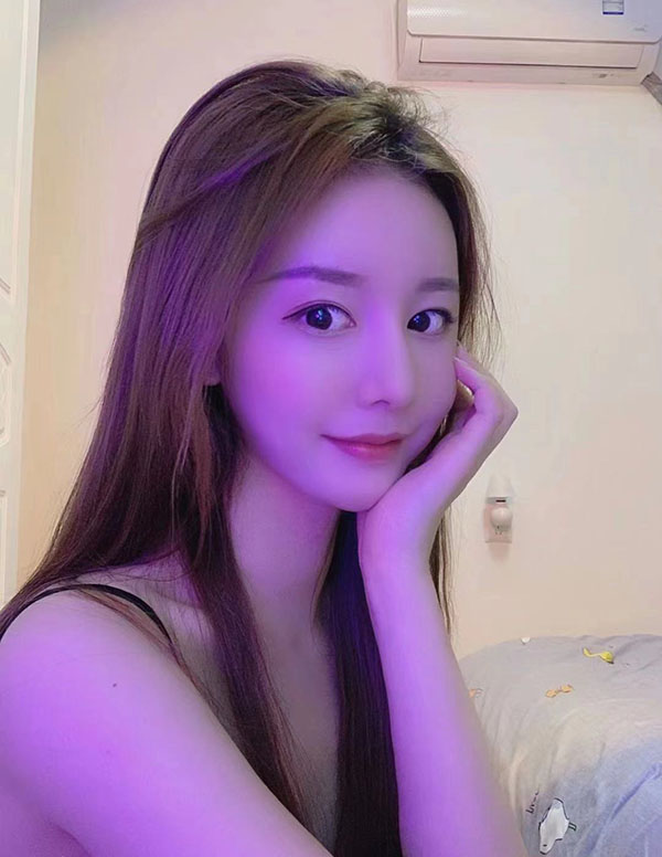 纽约外围女经纪人